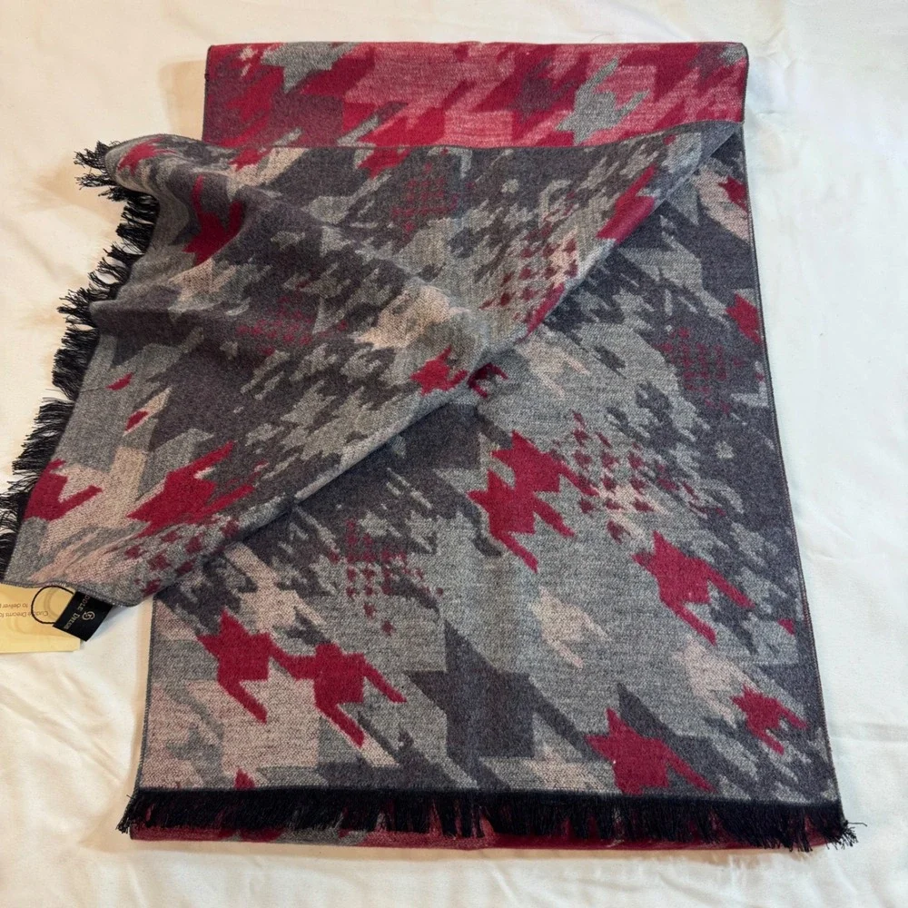Cuddle Dreams 100% Silk‎ Scarf Burgundy Red Grey Oversized Houndstooth Fringed